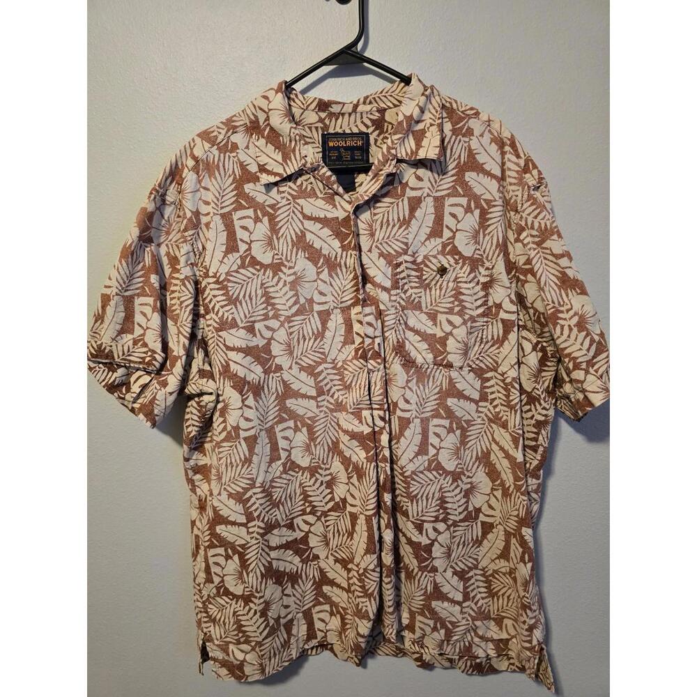 Woolrich Men’sPalm Leaf Short Sleeve Button Down (L)